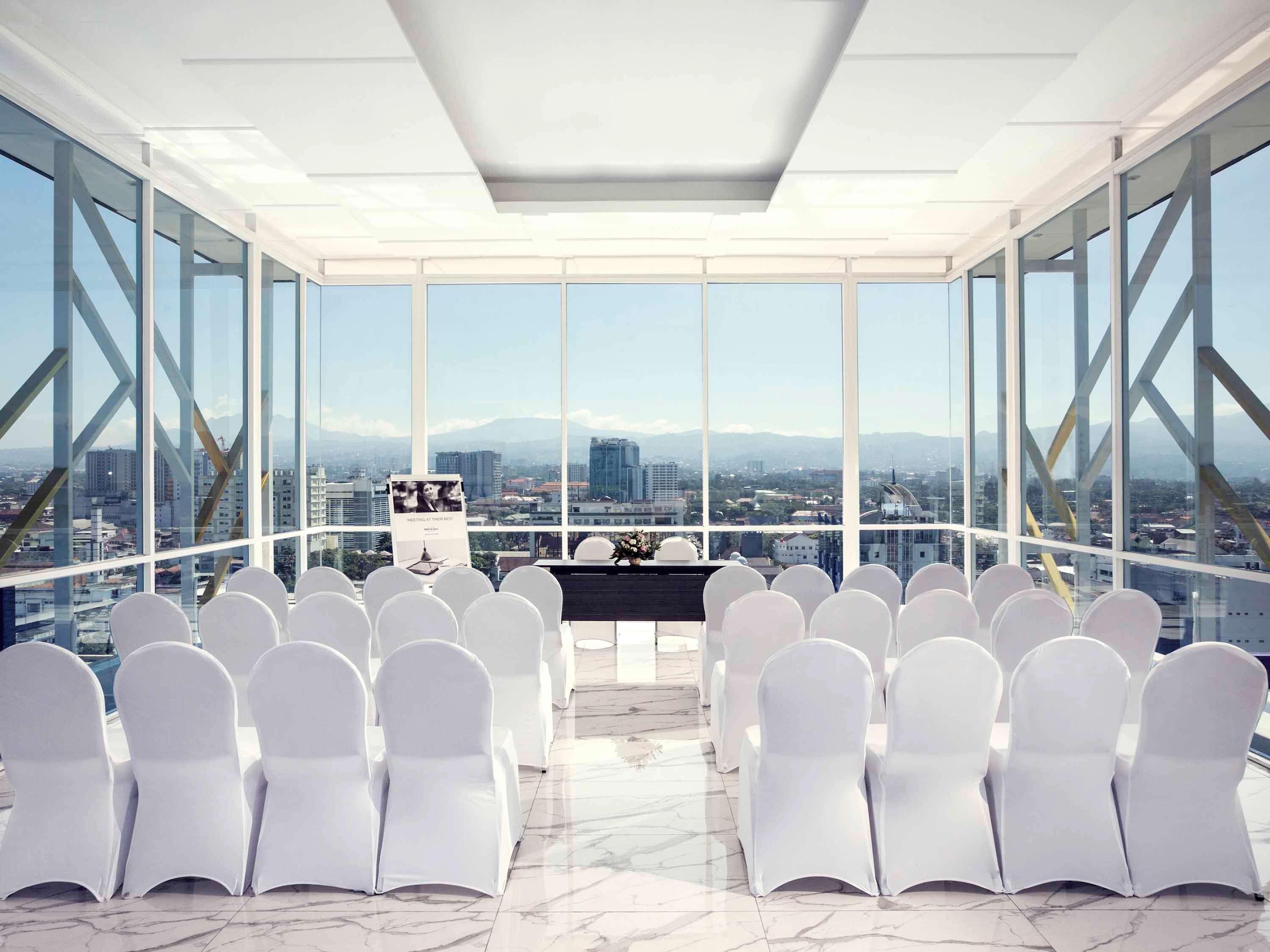 Mercure Centre