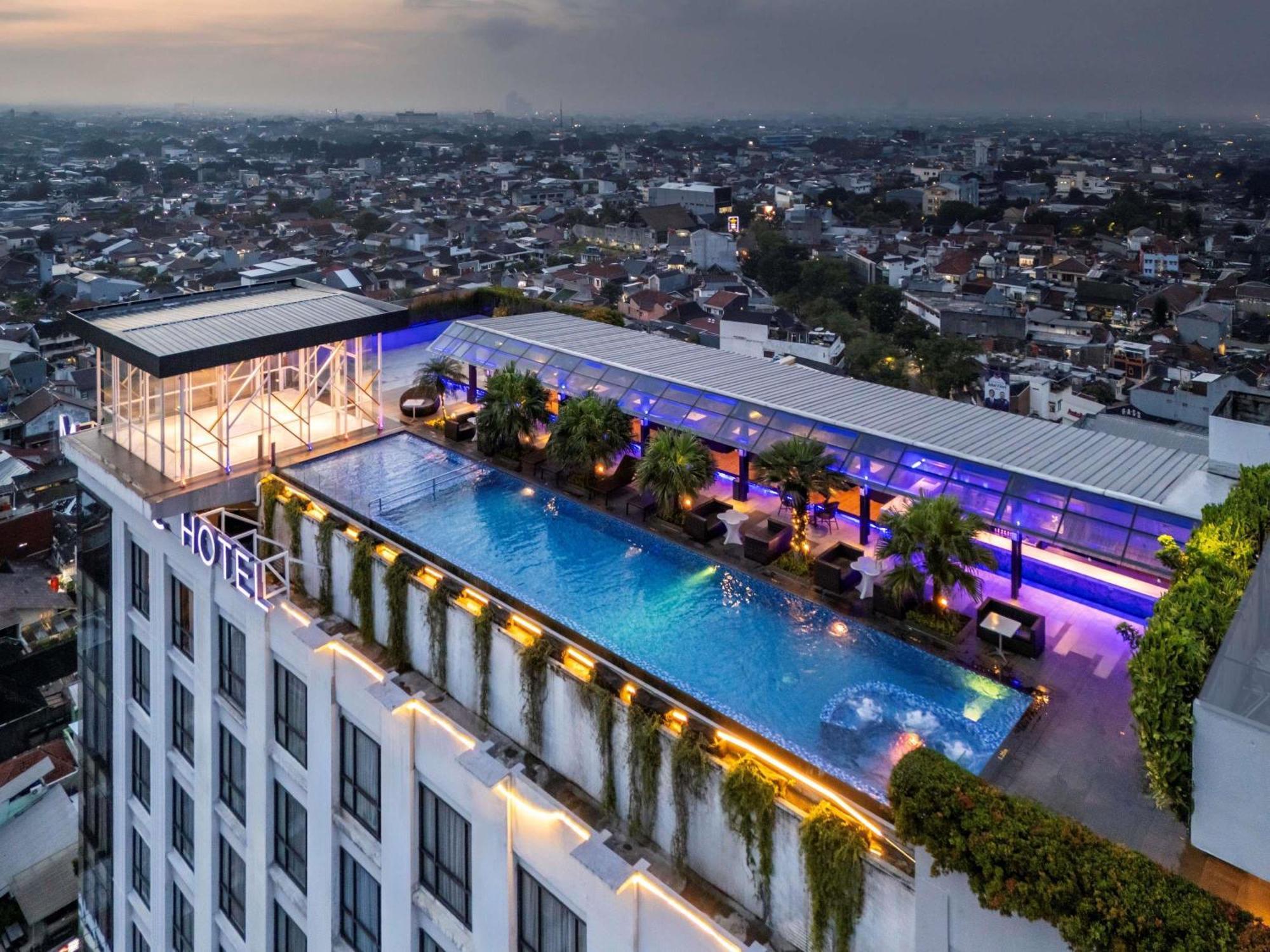 Mercure Centre Hotel Bandung